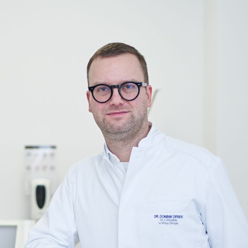 Dr. Dominik Drnek